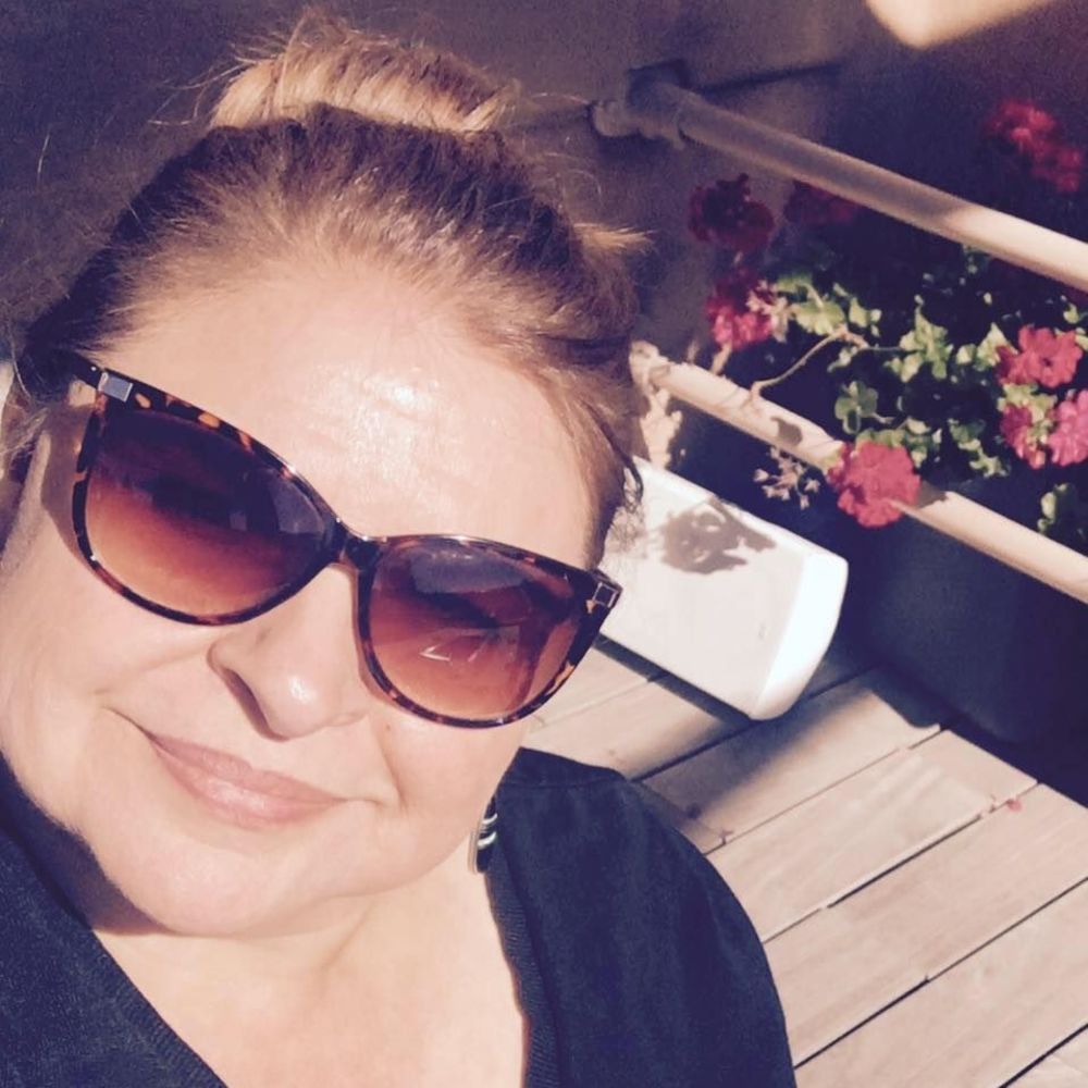 Meet your Posher, Annette
